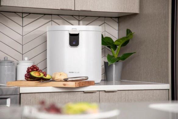 FoodCycler Eco 5 ruokajätteen kierrätyskone keittiössä