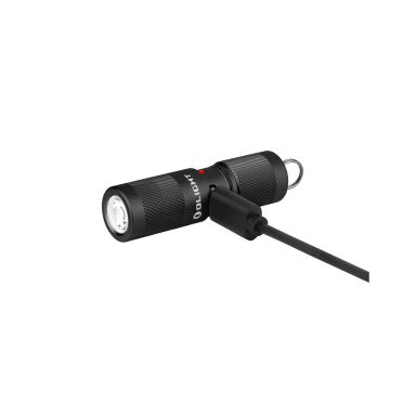 Olight i1R 2 Pro USB-C, 180 lm avaimenperälamppu kädessä