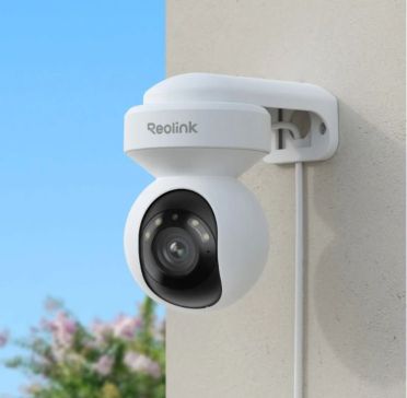 Reolink E1 Outdoor 5MP PTZ AI WiFi kamera LED-kohdevaloilla (valkoinen)